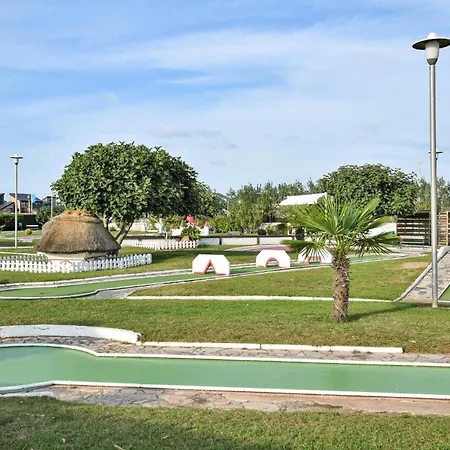 Beautiful In With Wifi Holiday home Saint-Georges-en-Auge